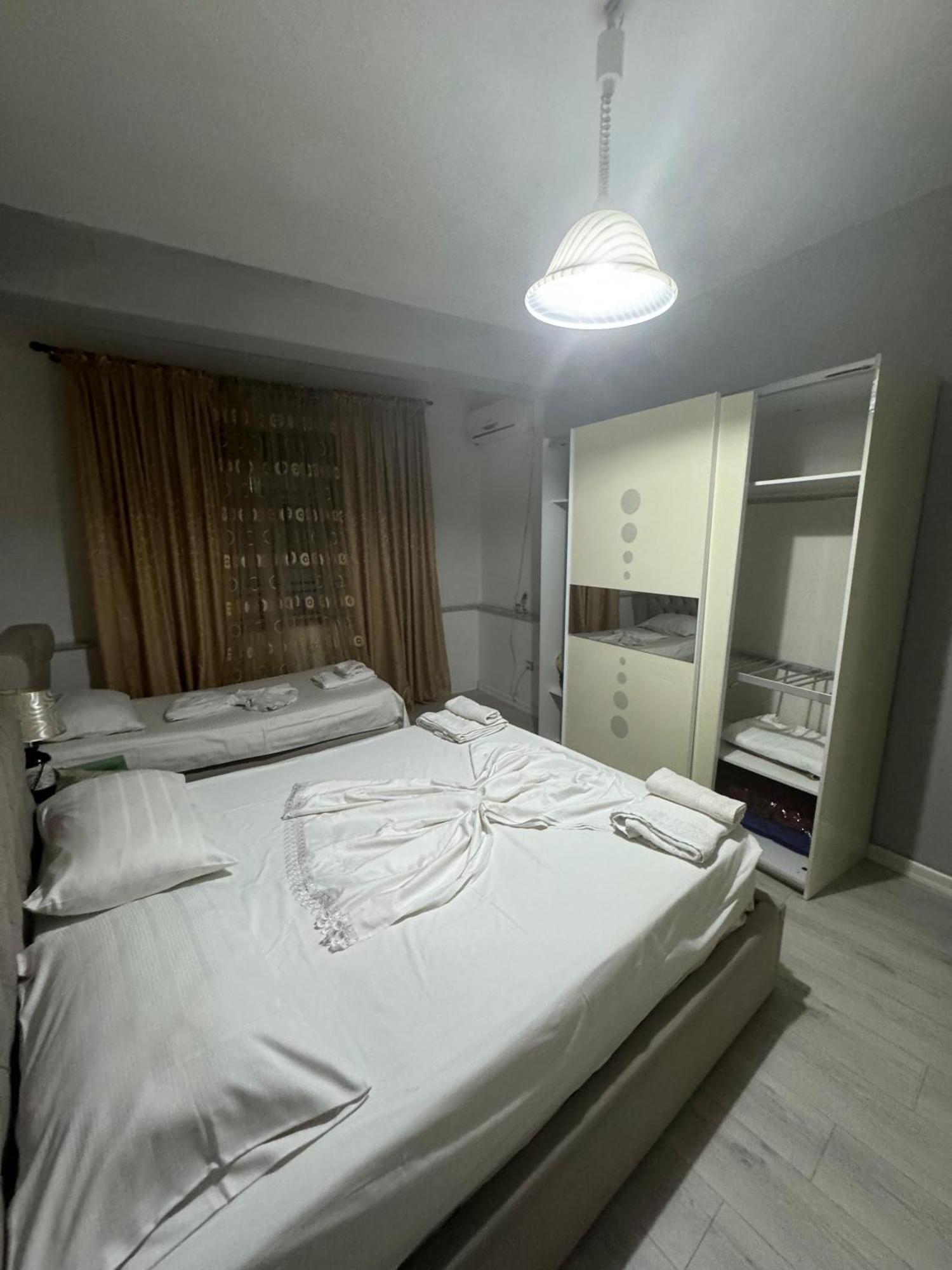 Center Of Tirana Apartment 外观 照片